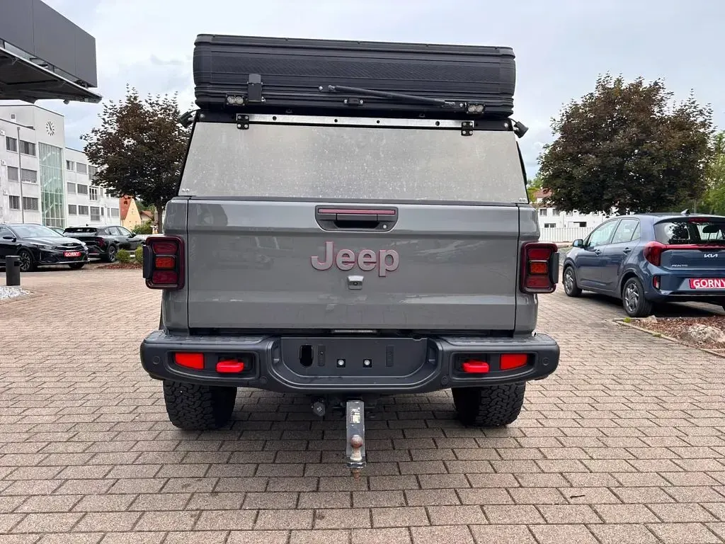 Gebraucht Jeep Gladiator Rubicon 284 PS (208 kW) 2020 Grau Pickup