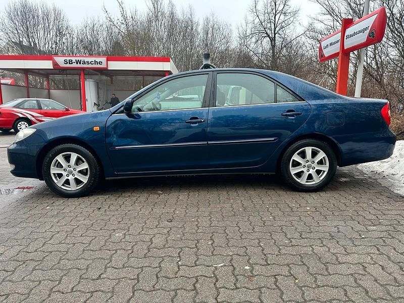 Gebraucht Toyota Camry 154 PS (113 kW) 2003 Blau Limousine