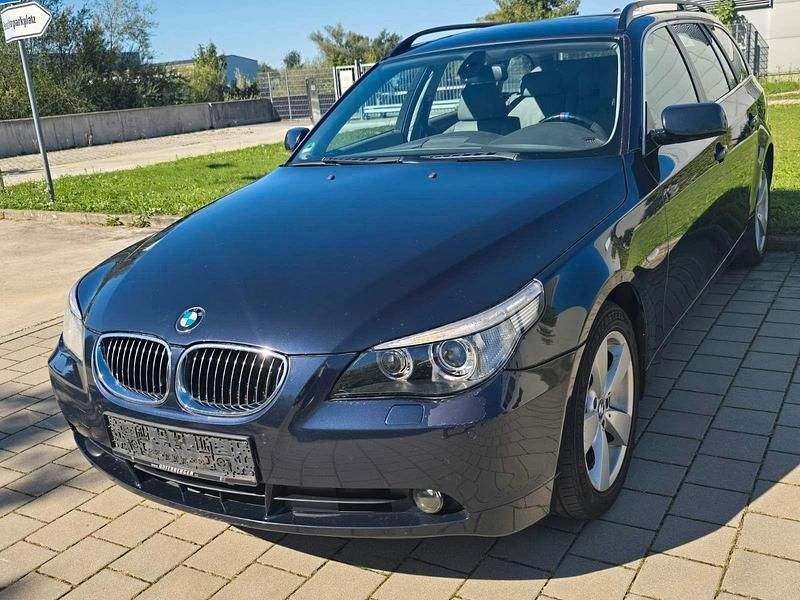 Blau Gebraucht 2005 BMW 525 Sport Line Kombi | 2.450 € (Superpreis) - Bild 1/4