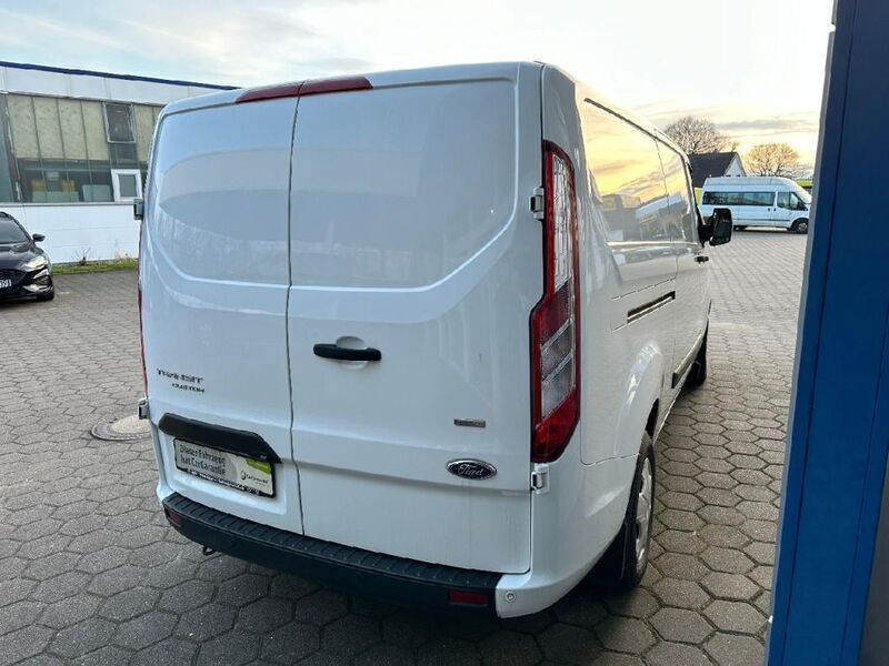 Gebraucht Ford Transit Custom Trend 131 PS (96 kW) 2018 Frostweiß Van