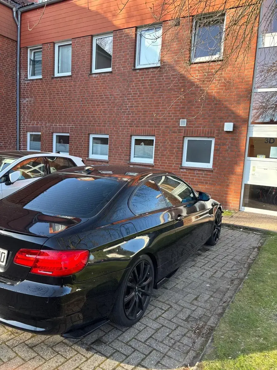 Gebraucht BMW 325 218 PS (160 kW) 2007 Schwarz Coupé