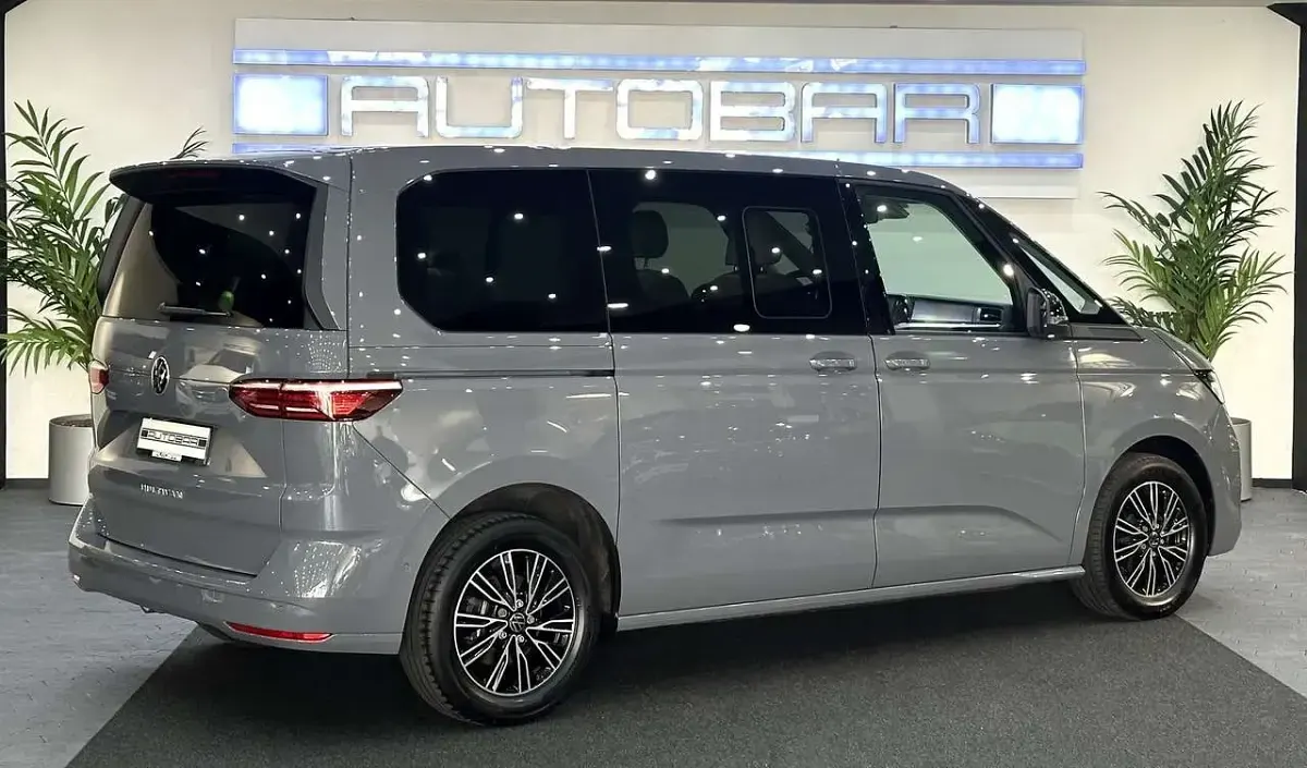 Używany VW T7 Advance 150 KM (110 kW) 2024 Szary Van