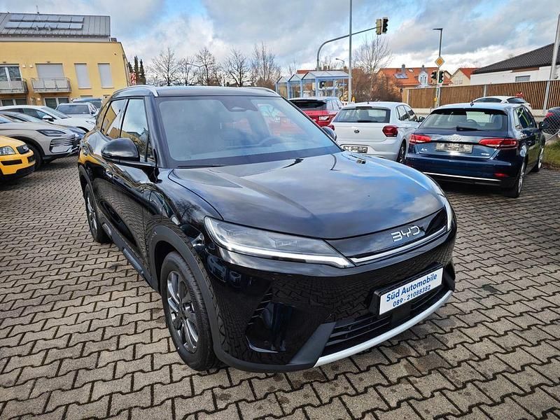 Neu BYD Atto 2 Boost 212 PS (155 kW) 2026 Grau SUV