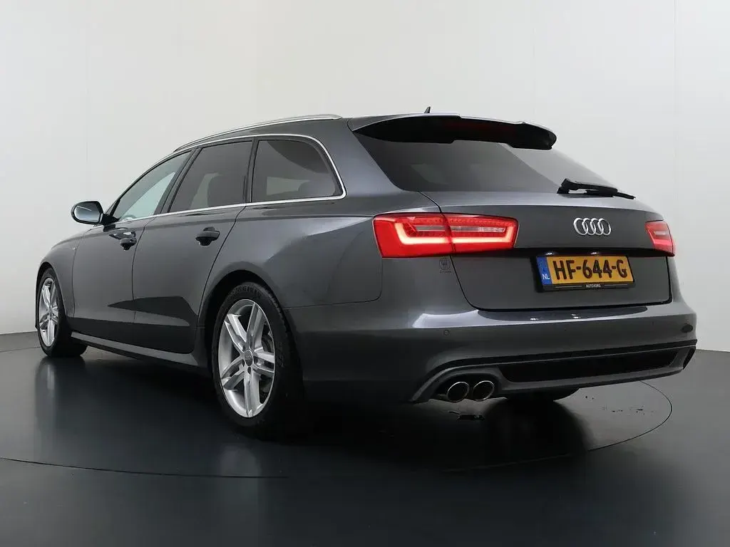 Gebraucht Audi A6 S-Line 177 PS (130 kW) 2012 Grau Kombi
