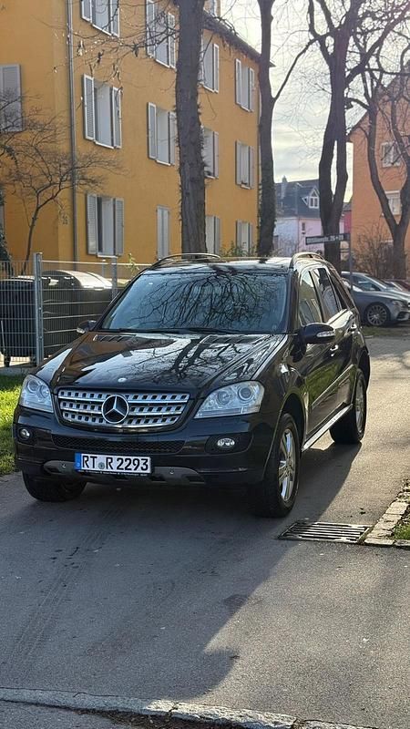Gebraucht Mercedes ML320 2008 Schwarz SUV