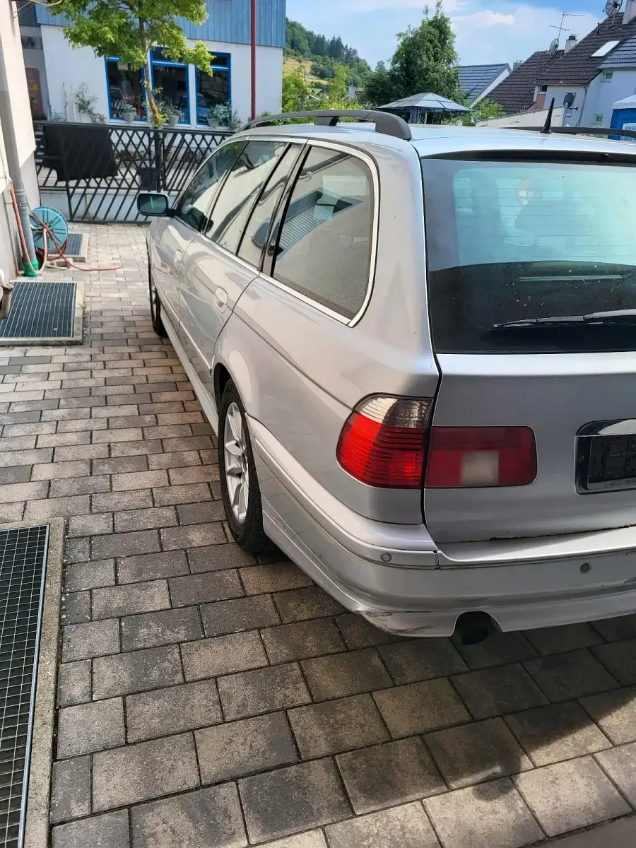 Gebraucht BMW 525 192 PS (141 kW) 2003 Silber Kombi