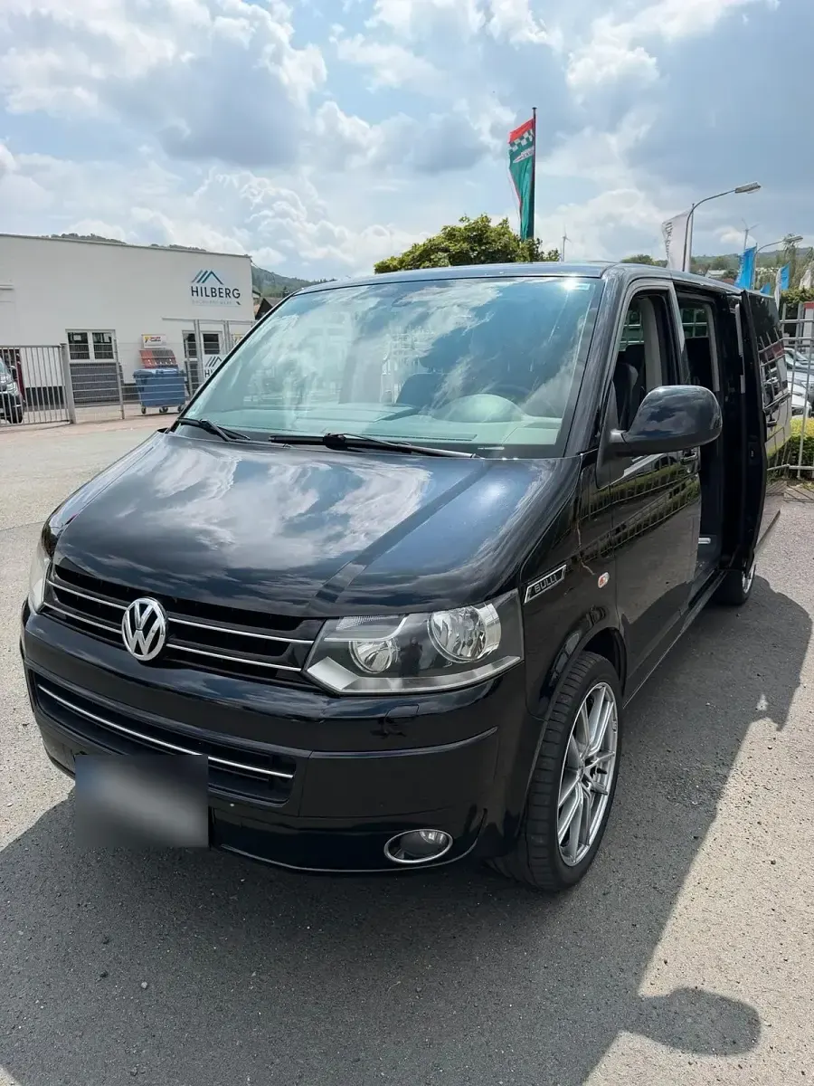 Gebraucht VW Multivan Highline 180 PS (132 kW) 2011 Schwarz Van / Kleinbus