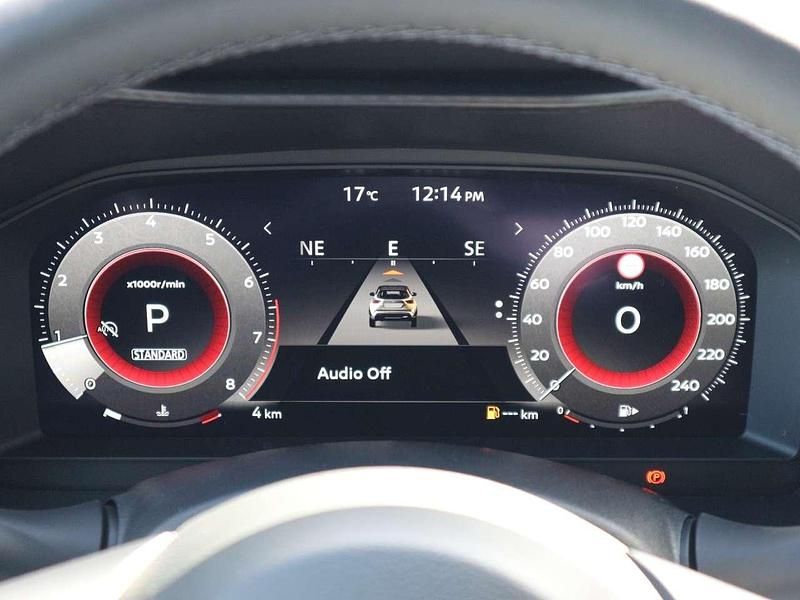 Neu Nissan Juke N-Connecta 114 PS (83 kW) 2025 Pearl white SUV