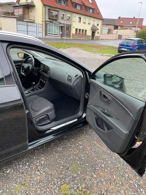 Gebraucht Seat Leon FR 150 PS (110 kW) 2020 Schwarz Kombi