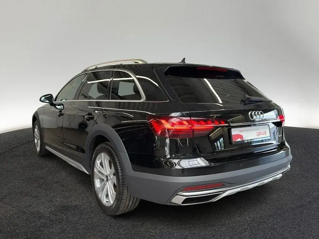 Gebraucht Audi A4 Allroad Ambiente 204 PS (150 kW) 2023 Brillantschwarz Kombi