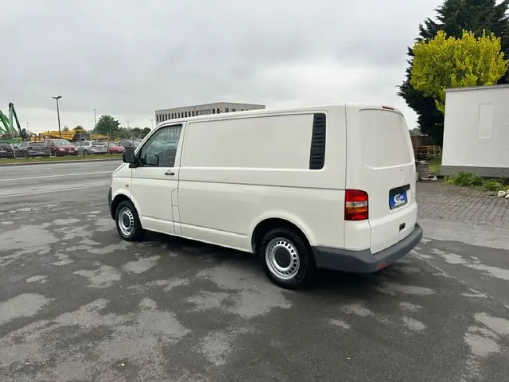 Usata VW T5 105 CV (77 kW) 2005 Bianco Furgone