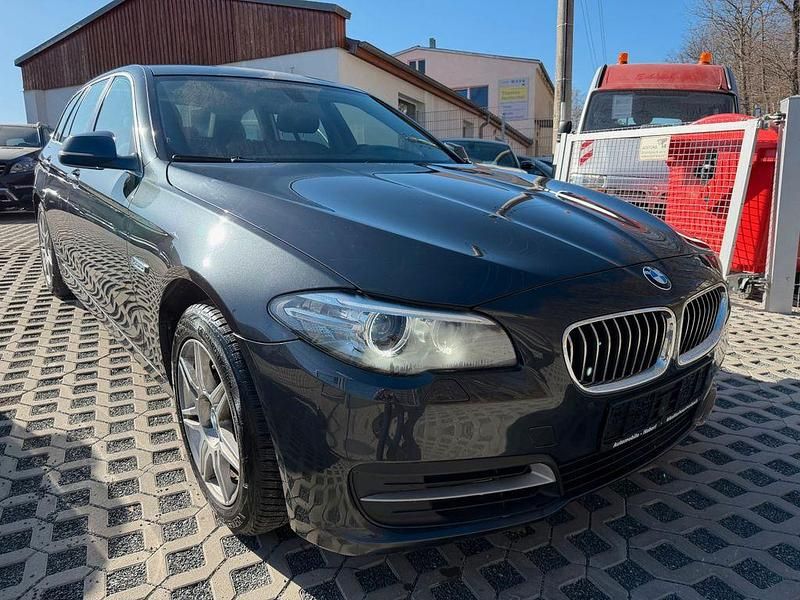 Gebraucht BMW 520 Performance 184 PS (135 kW) 2014 Grau Kombi