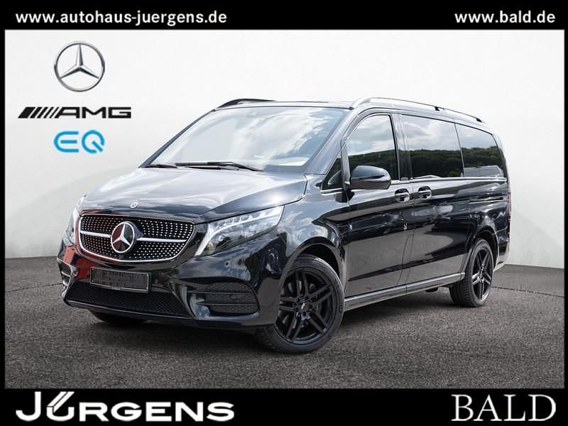 Schwarz obsidianschwarz metallic Gebraucht 2024 Mercedes V300 Avantgarde Van / Kleinbus | 66.900 € (Superpreis) - Bild 1/4