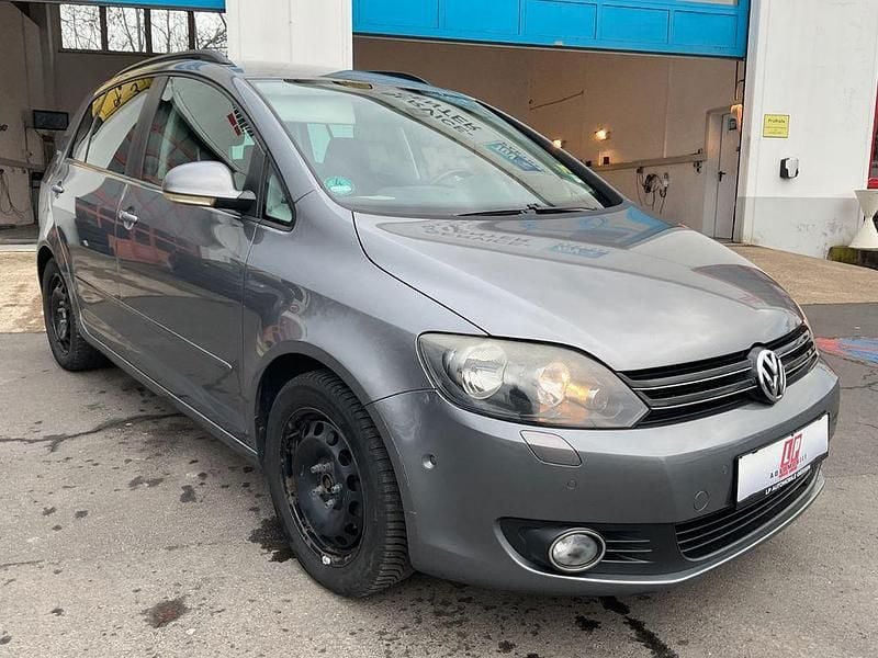 Gebraucht VW Golf VI Team 105 PS (77 kW) 2010 Grau Kleinwagen