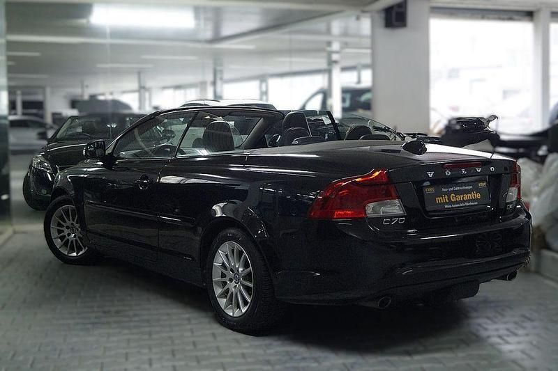 Gebraucht Volvo C70 Summum 177 PS (130 kW) 2012 Schwarz Cabrio