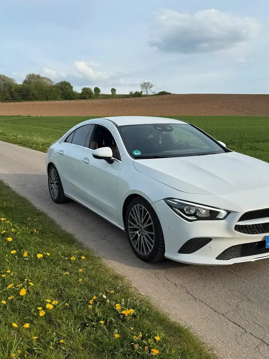 Gebraucht Mercedes CLA180 116 PS (85 kW) 2020 Weiß Limousine