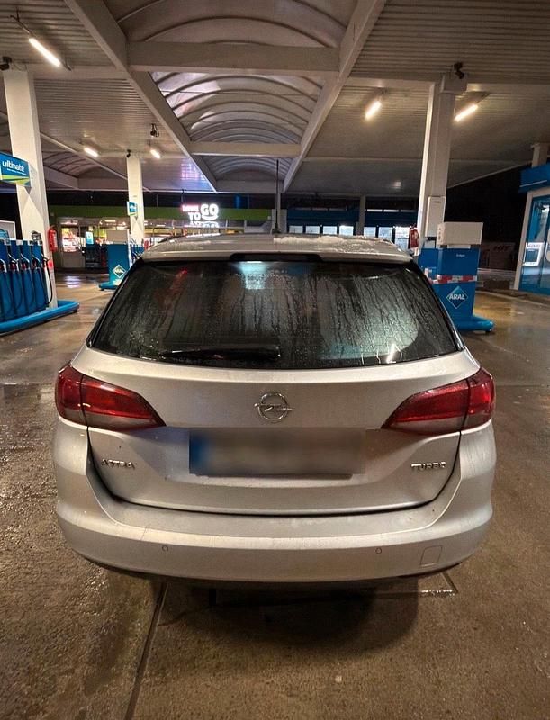 Gebraucht Opel Astra Sport 125 PS (91 kW) 2017 Silber Kombi