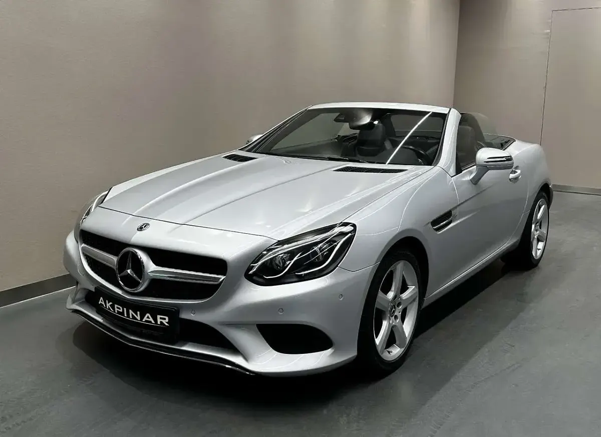 Gebraucht Mercedes SLC300 245 PS (180 kW) 2016 Silber Cabrio