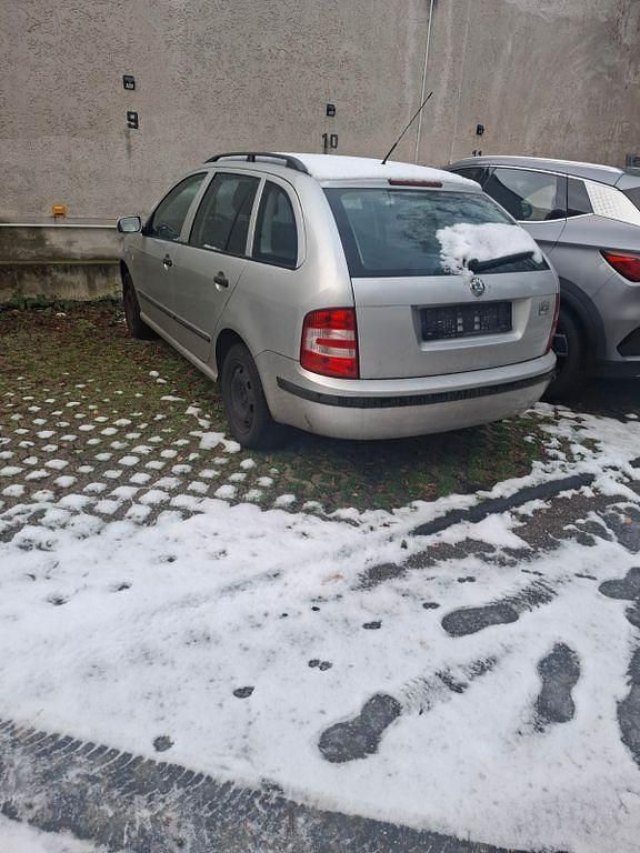 Silber Gebraucht 2006 Skoda Fabia Ambiente Kombi | 700 € (Superpreis) - Bild 1/2