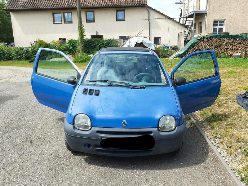 Blau Gebraucht 2002 Renault Twingo Kleinwagen | 1.800 € - Bild 1/4