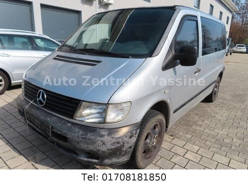 Gebraucht Mercedes Vito 102 PS (75 kW) 2003 Silber Van