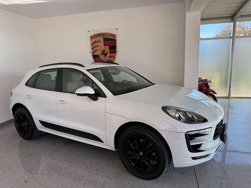 Carraraweiss/gletscherweiss Gebraucht 2017 Porsche Macan Sport SUV | 35.890 € - Bild 1/4