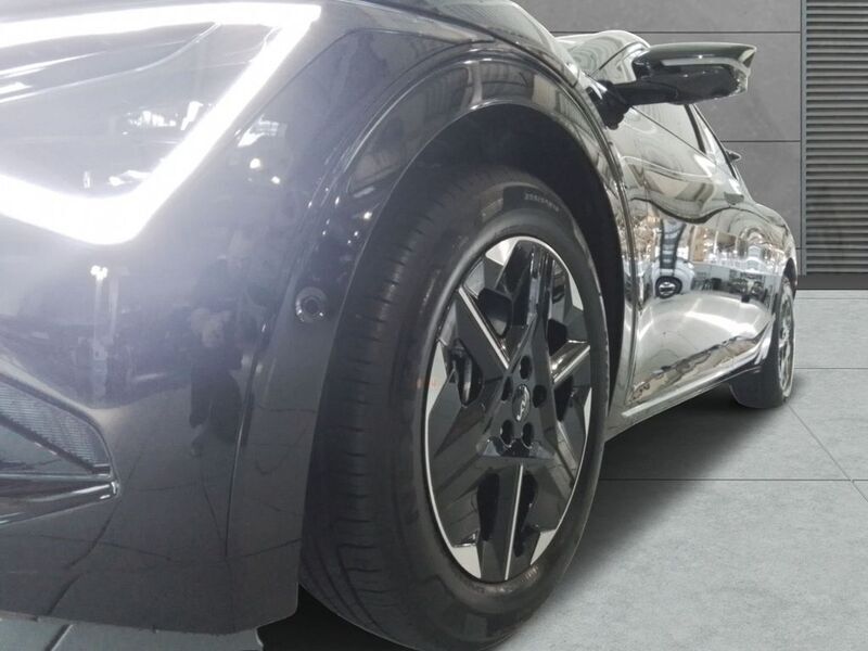 Gebraucht Kia EV6 Comfort 167 kW (228 PS) 2025 Auroraschwarz met. SUV