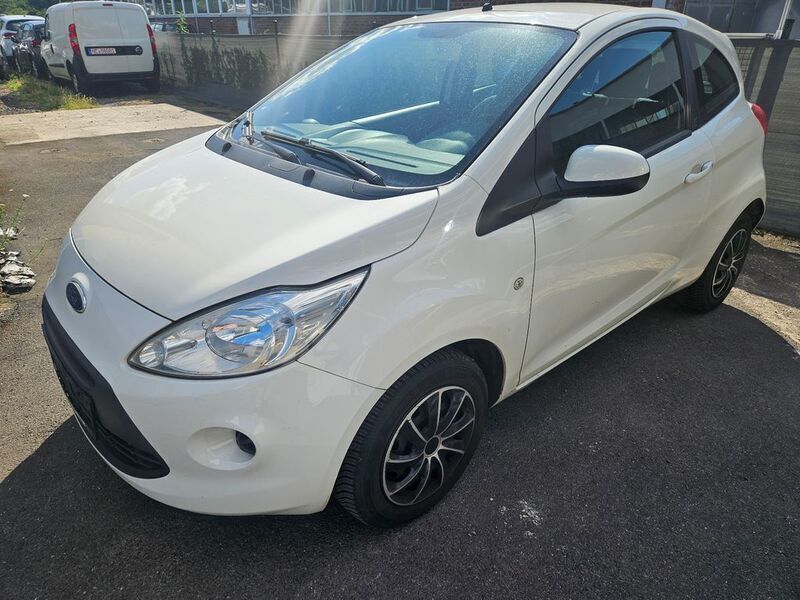 Weiß Gebraucht 2013 Ford Ka Trend Kleinwagen | 2.500 € (Guter Preis) - Bild 1/4