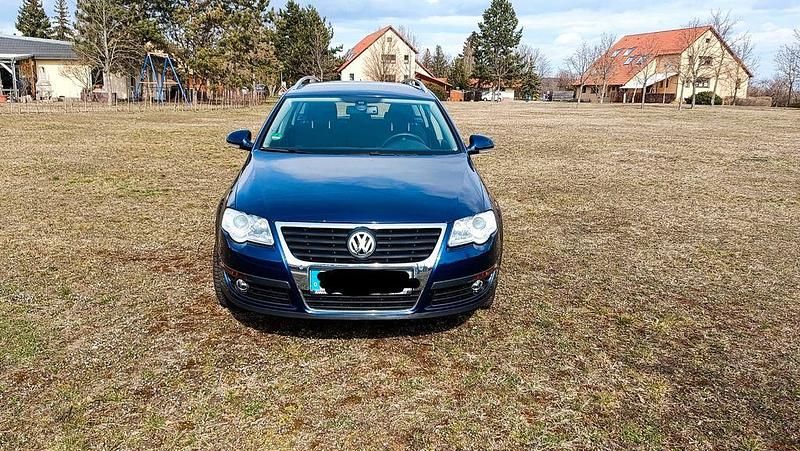 Gebraucht VW Passat Highline 122 PS (89 kW) 2009 Blau Kombi