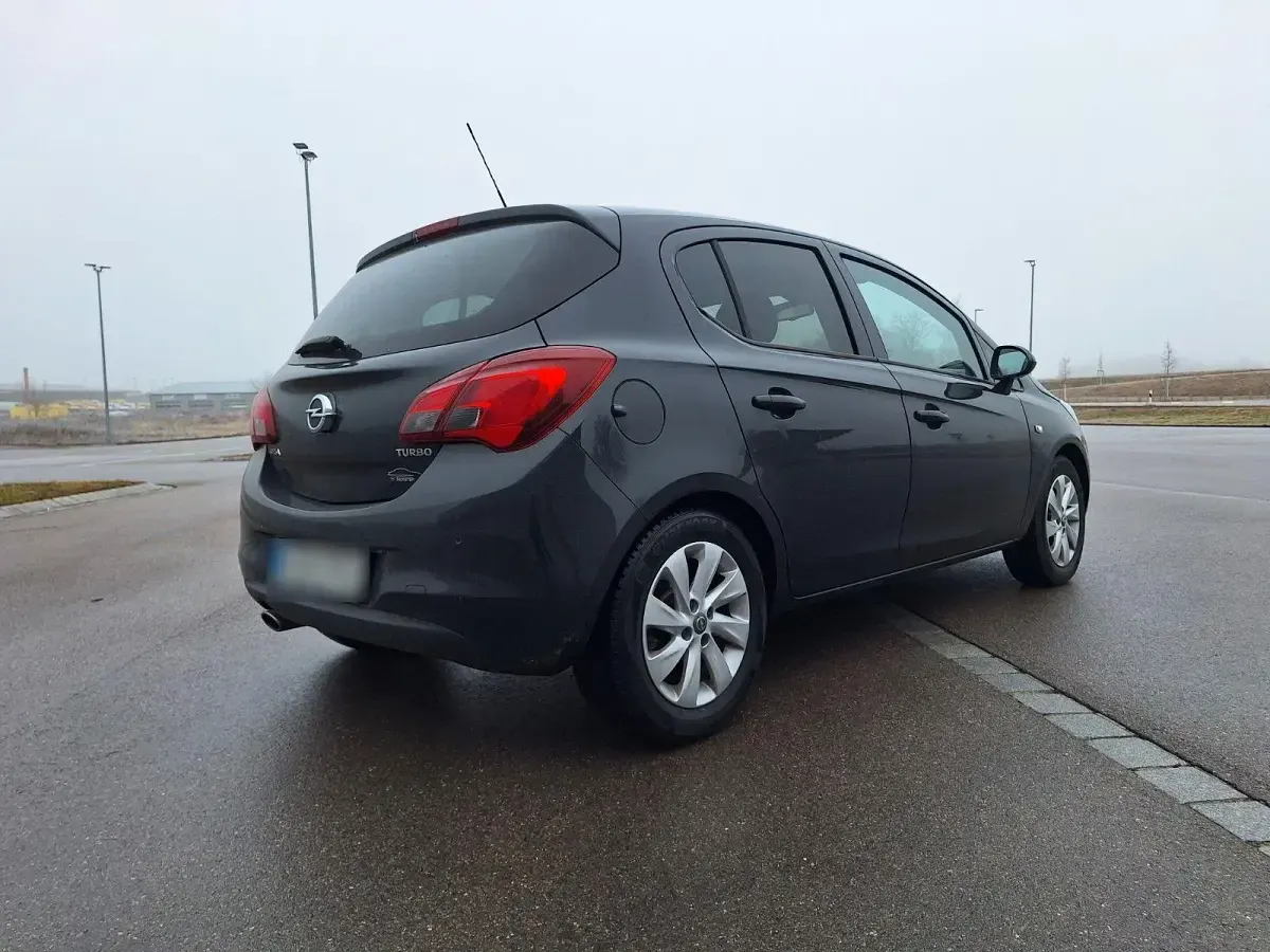 Gebraucht Opel Corsa 101 PS (74 kW) 2015 Schwarz Kleinwagen