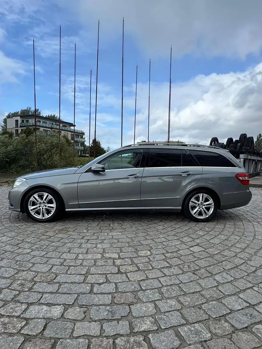Second-hand Mercedes E300 231 CP (169 kW) 2011 Gri Break