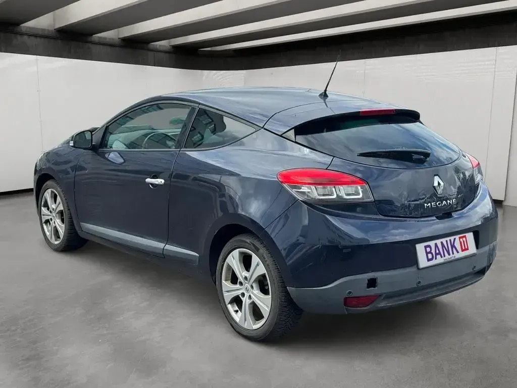 Gebraucht Renault Mégane III 110 PS (80 kW) 2010 Blau Kleinwagen