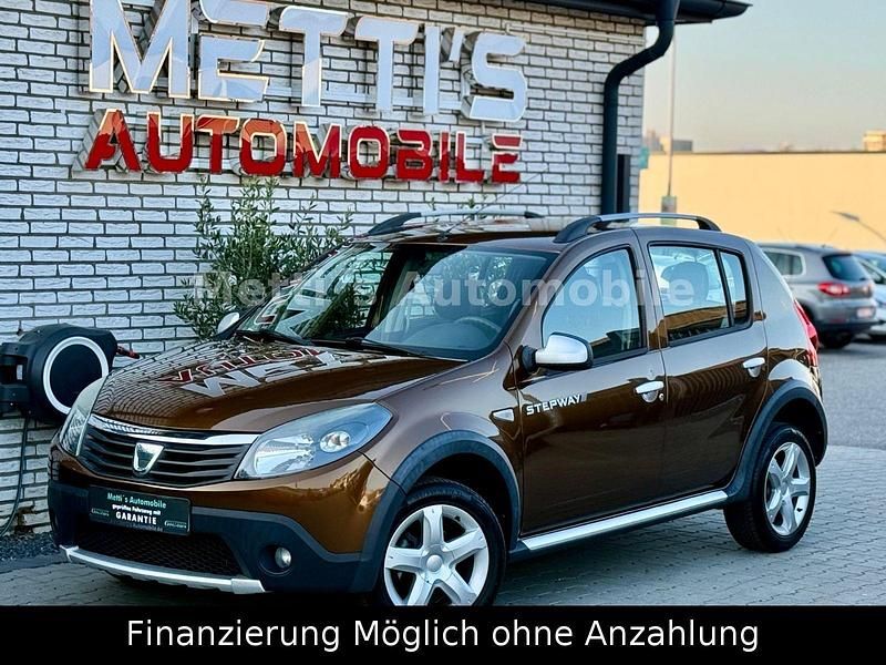 Gebraucht Dacia Sandero Stepway 84 PS (61 kW) 2012 Braun Kleinwagen