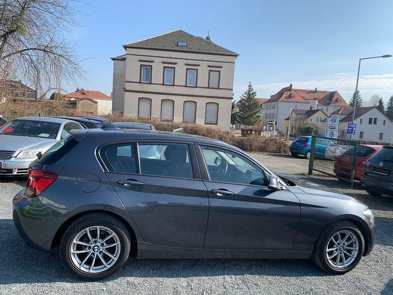 Gebraucht BMW 116 Advantage 136 PS (100 kW) 2012 Grau Kleinwagen