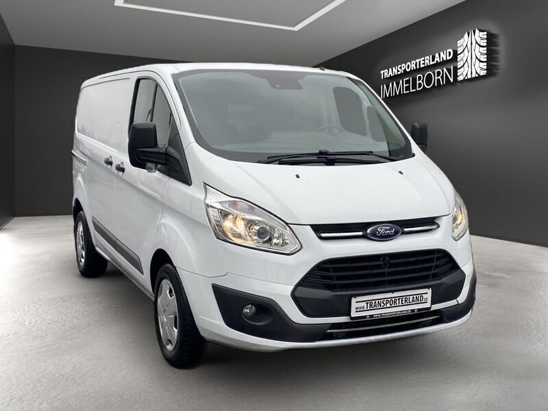 Gebraucht Ford Transit Custom Trend 131 PS (96 kW) 2018 Weiß Van / Kleinbus