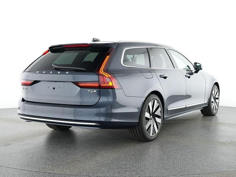 Gebraucht Volvo V90 Plus 398 PS (292 kW) 2025 Denim blue / metallic Kombi