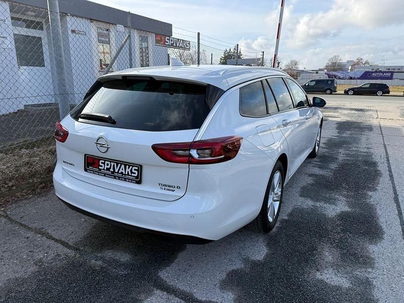 Gebraucht Opel Insignia Innovation 170 PS (125 kW) 2017 Weiß Kombi