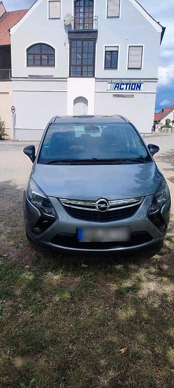 Silber Gebraucht 2015 Opel Zafira Tourer Van / Kleinbus | 5.600 € (Superpreis) - Bild 1/4