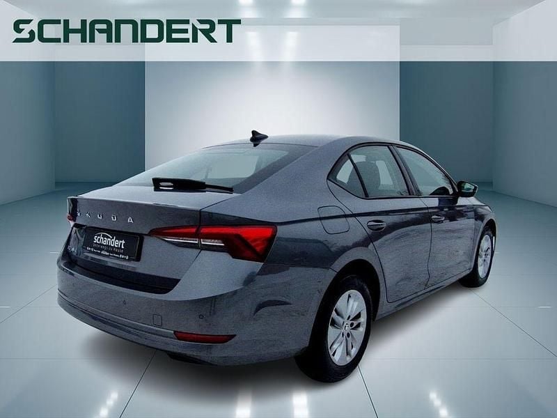 Gebraucht Skoda Octavia Ambition 116 PS (85 kW) 2023 Grau Limousine
