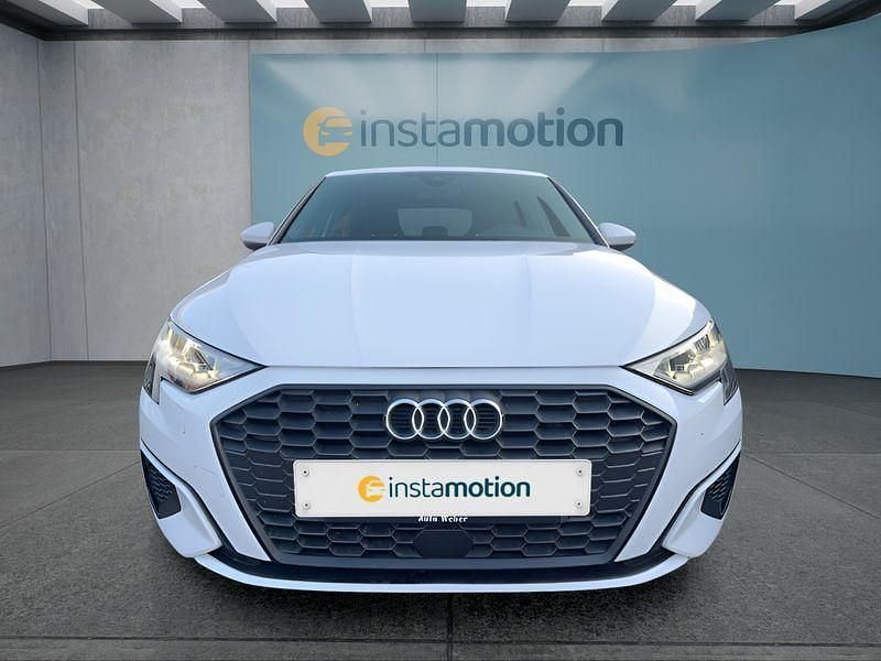 Gebraucht Audi A3 Sportback e-tron 204 PS (150 kW) 2022 Weiß Kleinwagen