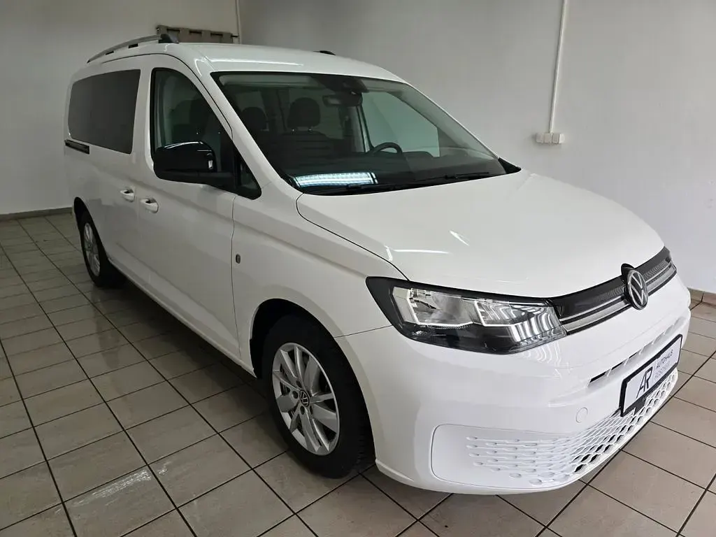 Gebraucht VW Caddy Life 114 PS (83 kW) 2023 Weiß Van / Kleinbus