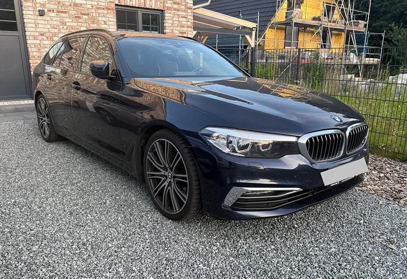 Blau Gebraucht 2018 BMW 530 Kombi | 24.990 € (Etwas zu teuer) - Bild 1/4