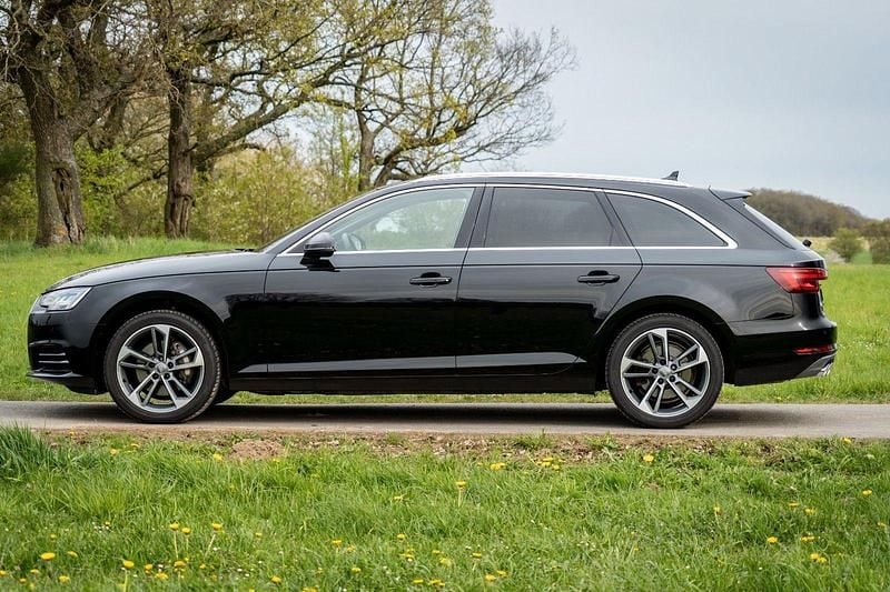Second-hand Audi A4 190 CP (139 kW) 2018 Negru Break