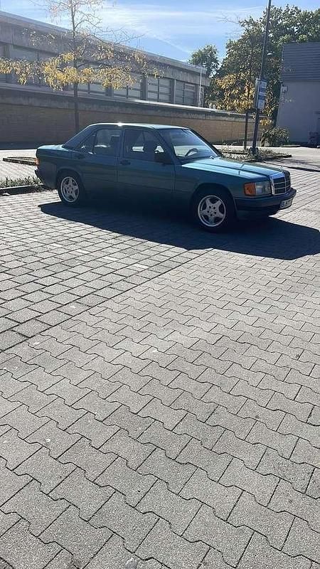 Gebraucht Mercedes 190 75 PS (55 kW) 1989 Limousine
