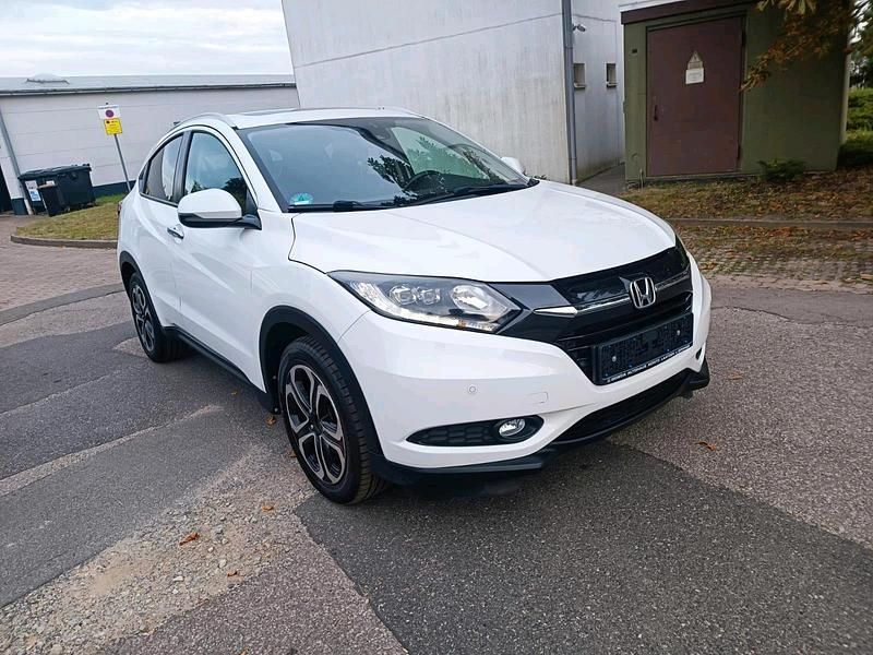 Weiß Gebraucht 2015 Honda HR-V SUV | 16.000 € (Teuer) - Bild 1/4