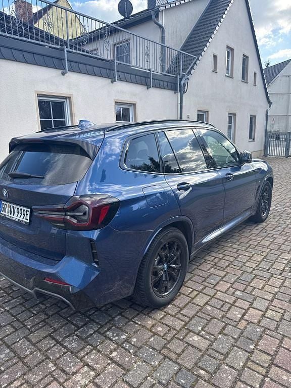 Gebraucht BMW iX3 Impressive 210 kW (286 PS) 2022 Blau SUV
