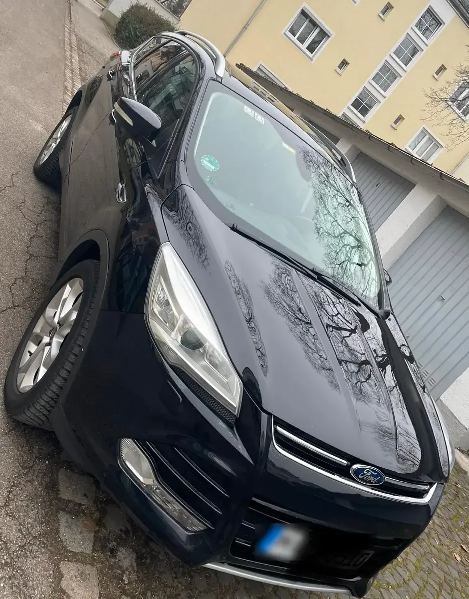 Gebraucht Ford Kuga 103 PS (75 kW) 2014 Schwarz SUV