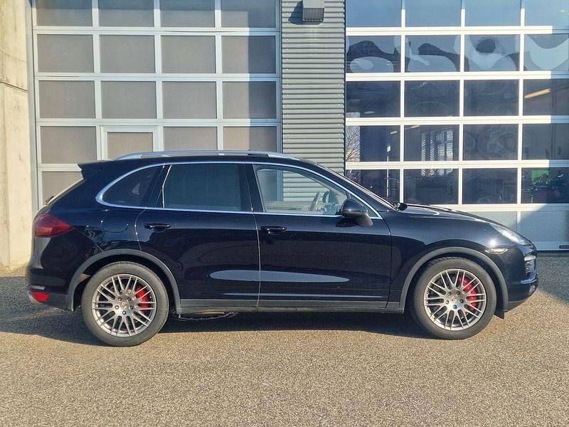 Gebraucht Porsche Cayenne Turbo 500 PS (367 kW) 2010 Schwarz SUV