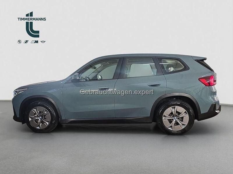 Usado BMW iX1 230 kW (313 HP) 2023 Verde SUV