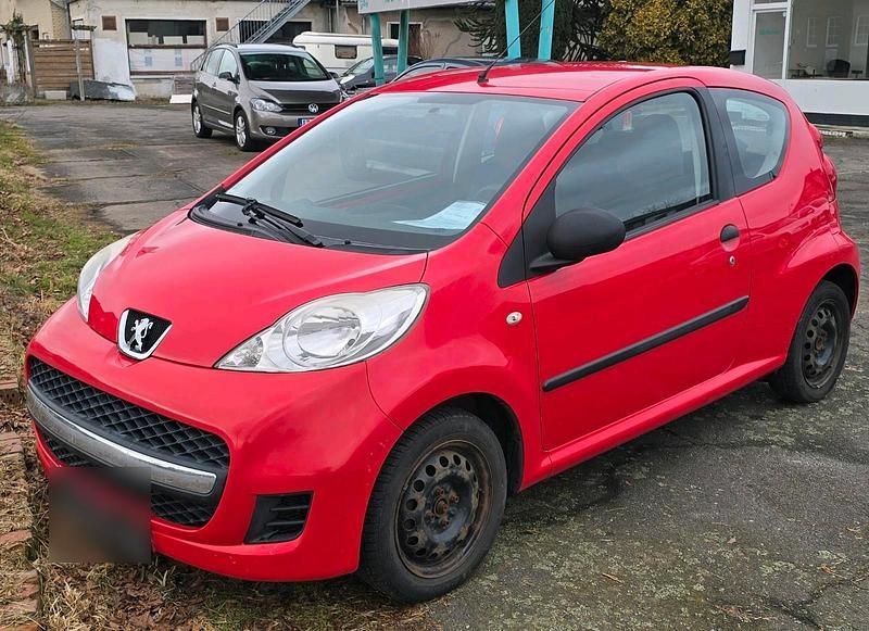 Gebraucht Peugeot 107 68 PS (50 kW) 2009 Rot Kleinwagen